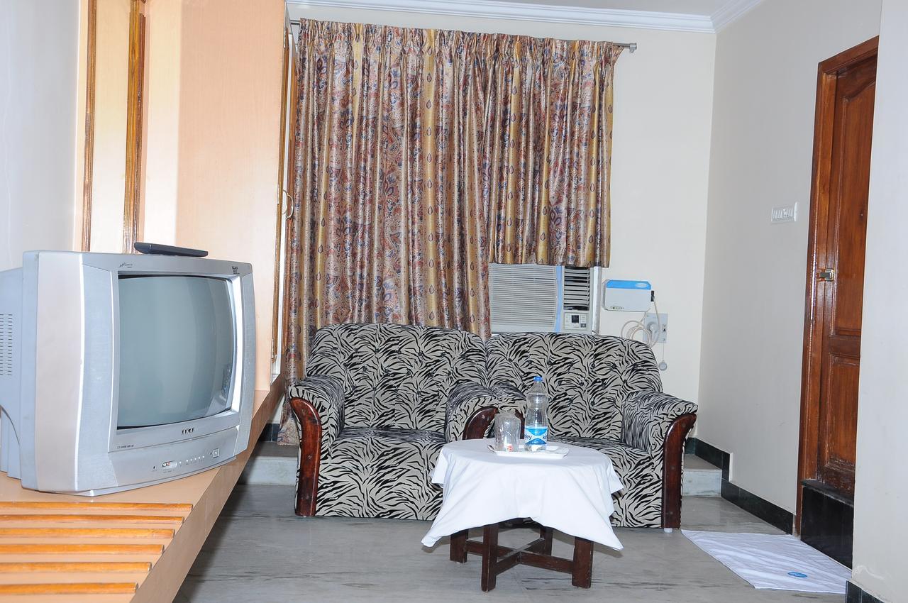 Hotel Annamalai Tiruchirappalli Ngoại thất bức ảnh