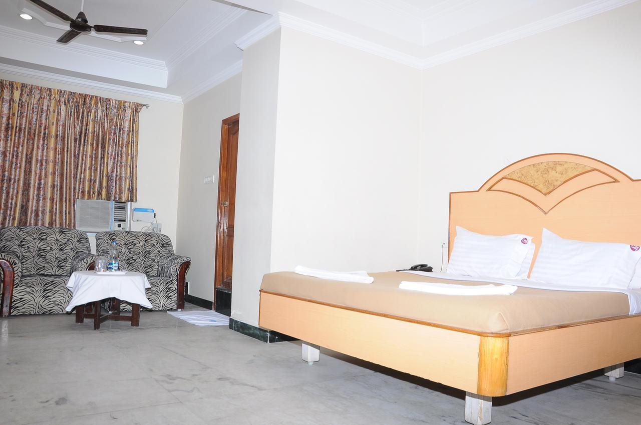Hotel Annamalai Tiruchirappalli Ngoại thất bức ảnh